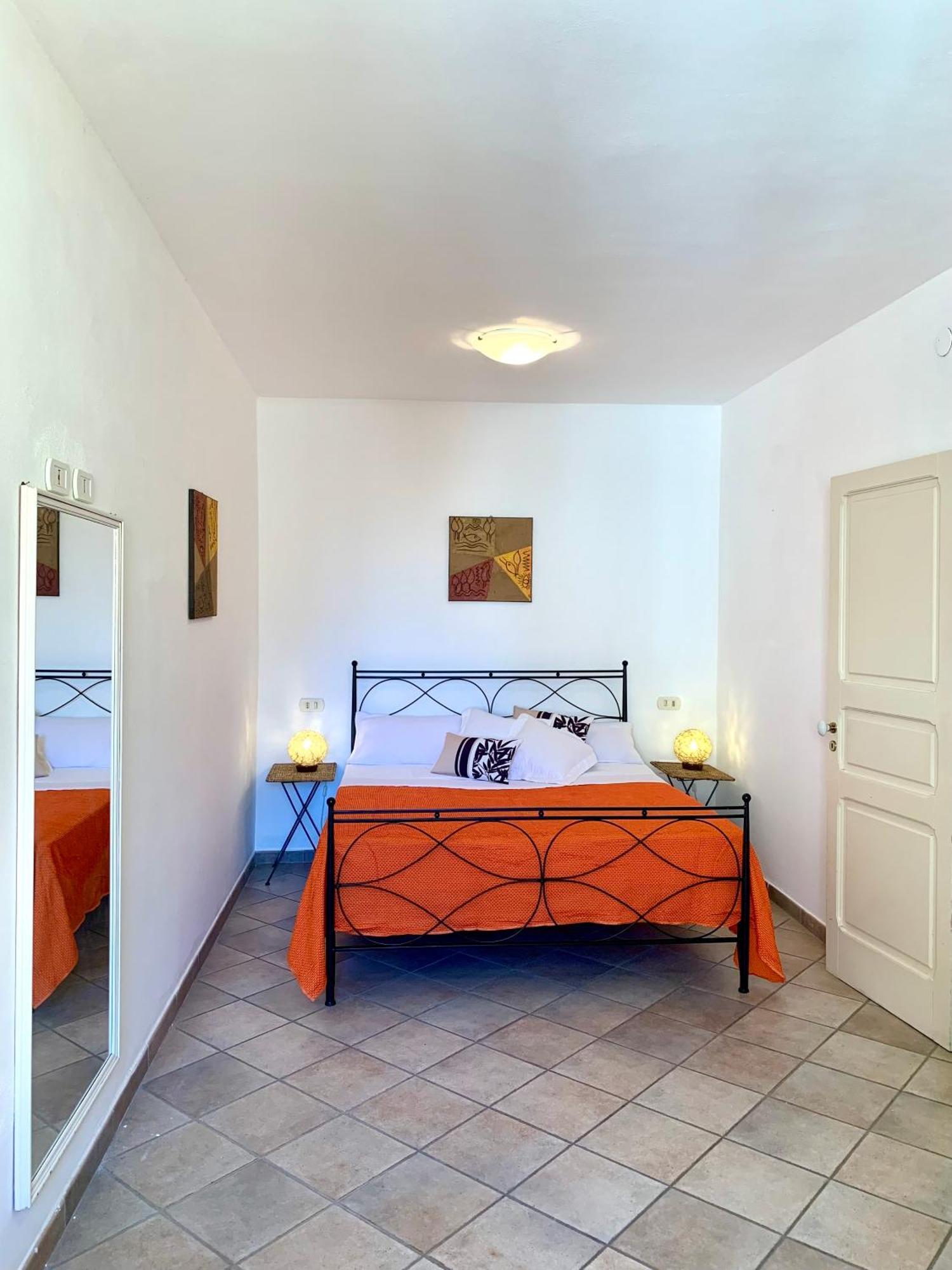 Kallistos Suites & Apartments Gallipoli Exterior photo